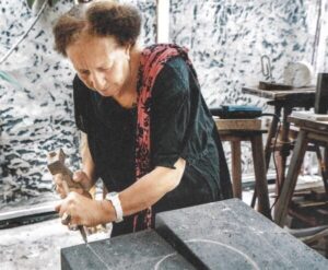 Mouna-Saudi-by-Lawrie-Shabibi- is known as a sculptor from Jordan